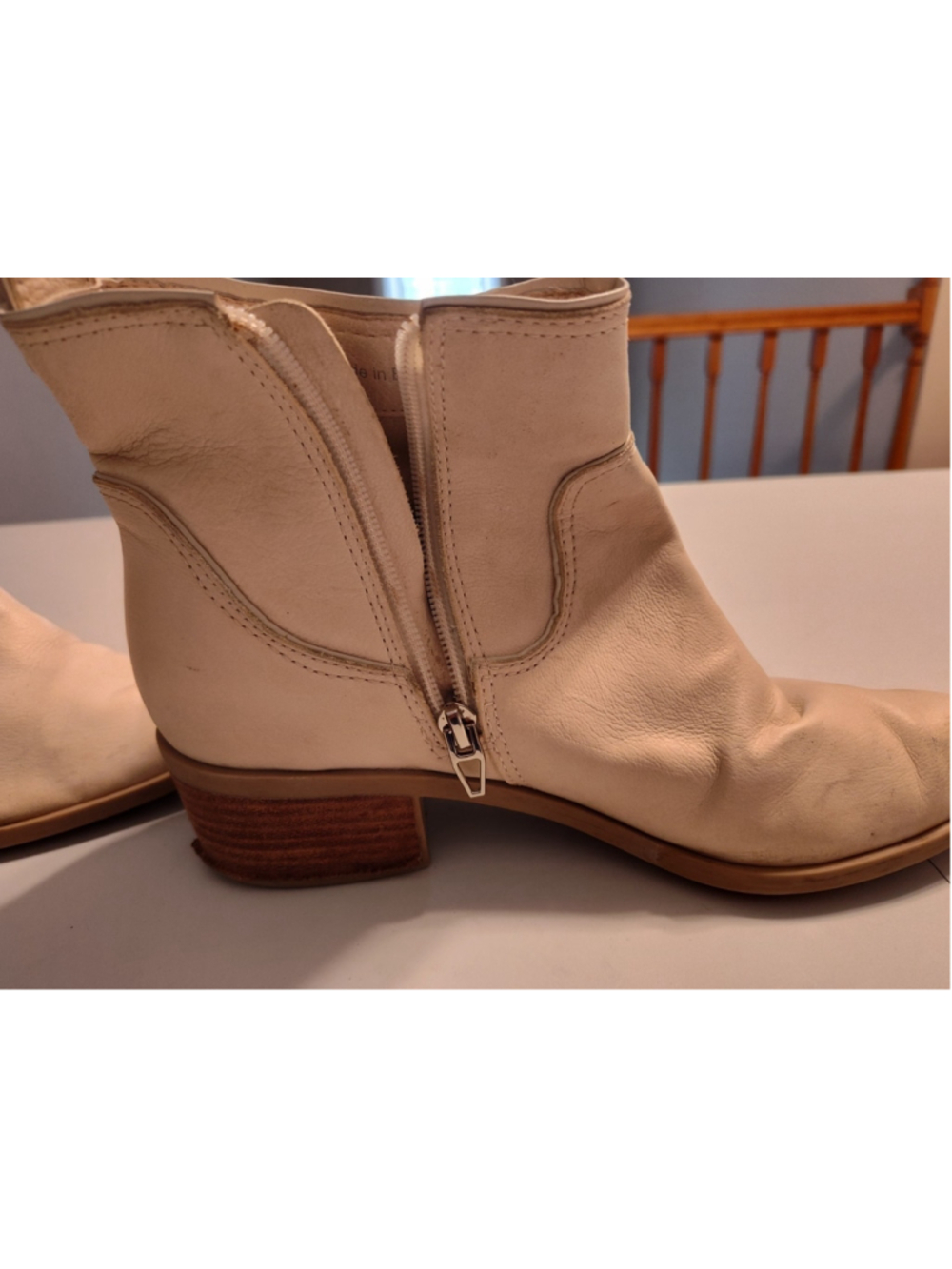 Dolce Vita Brazilian leather women's ankle boots bone color SZ 8.5 - Picture 5 of 16